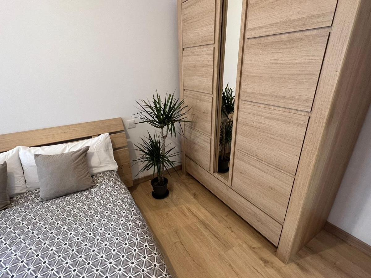 Close To Gran Via Centro Familiar Con Wifi By Apartamentos Logroño Extérieur photo
